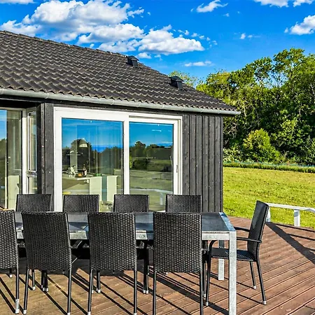 3 Bedroom Gorgeous In * Augustenborg